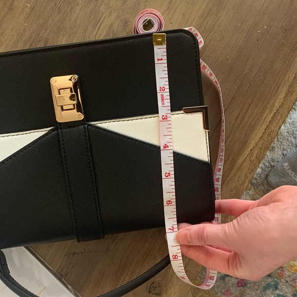 NWOT Forever21 Purse - Picture 11 of 11